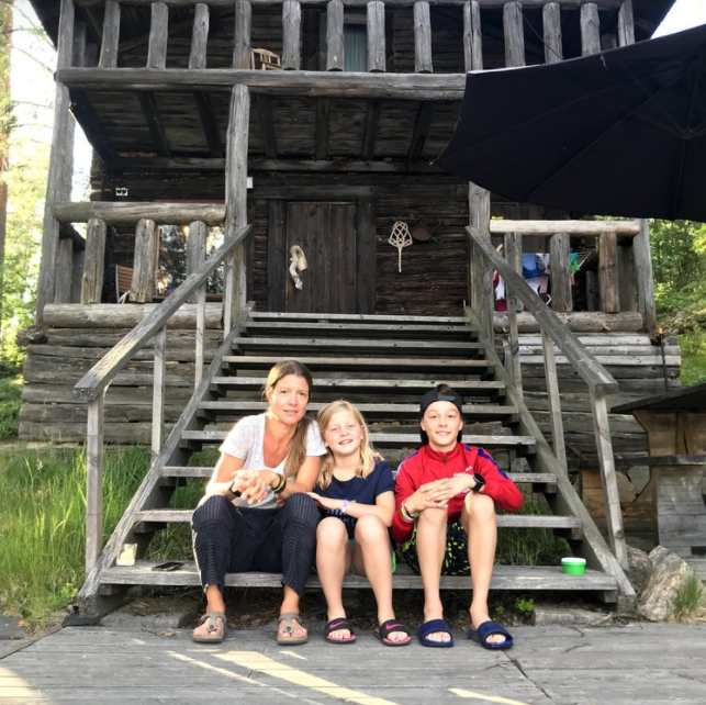 Spending three days in a beautiful lake-side cabin in the lake district of Finland